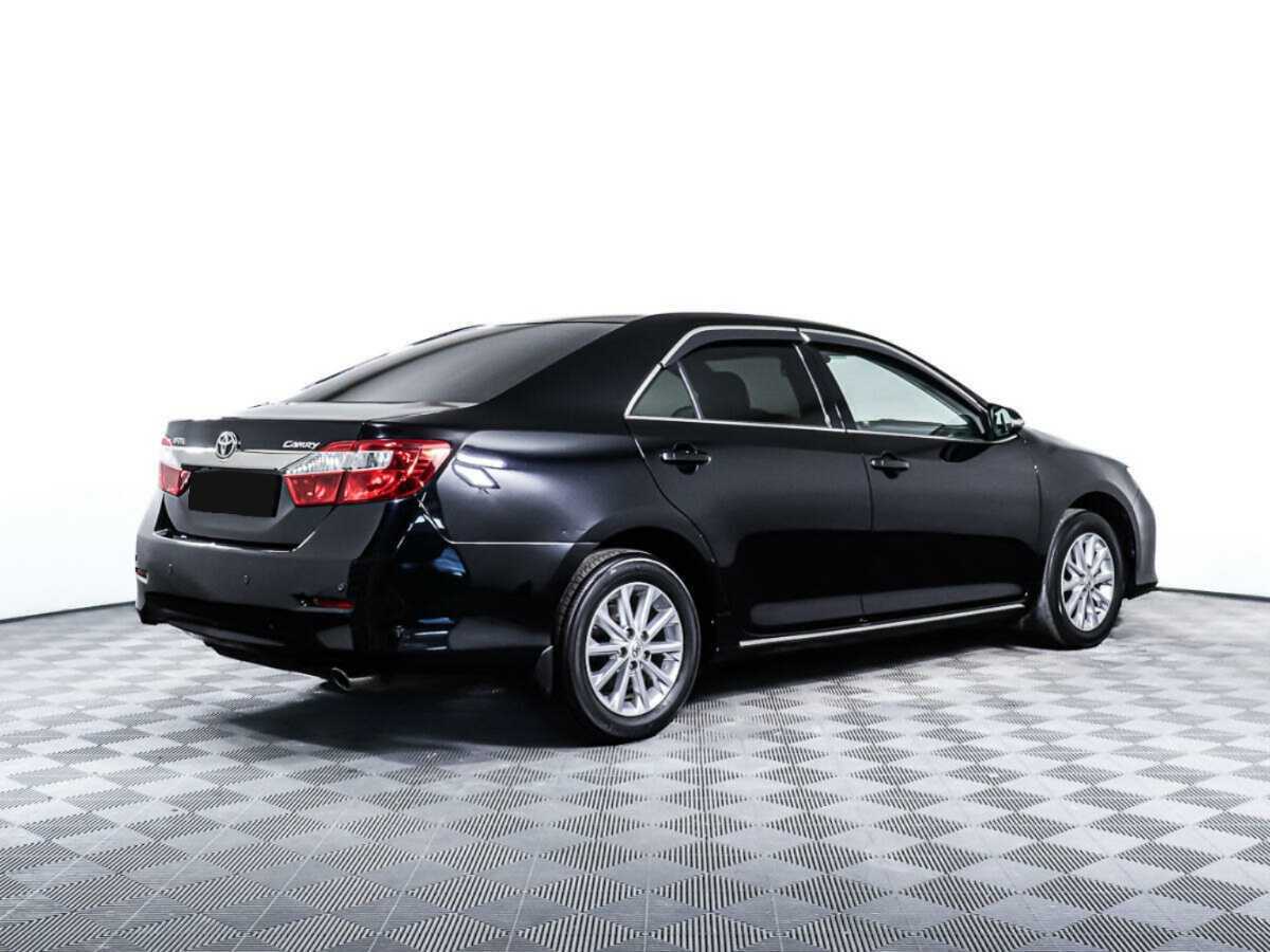 Toyota Camry с пробегом — 2014 год. Фото: #4