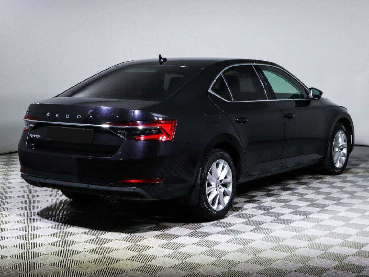 Skoda Superb с пробегом — 2020 год. Фото: #4