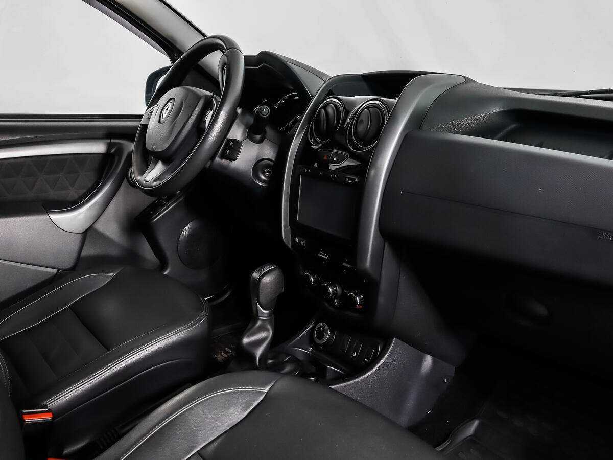 Renault Duster с пробегом — 2018 год. Фото: #10