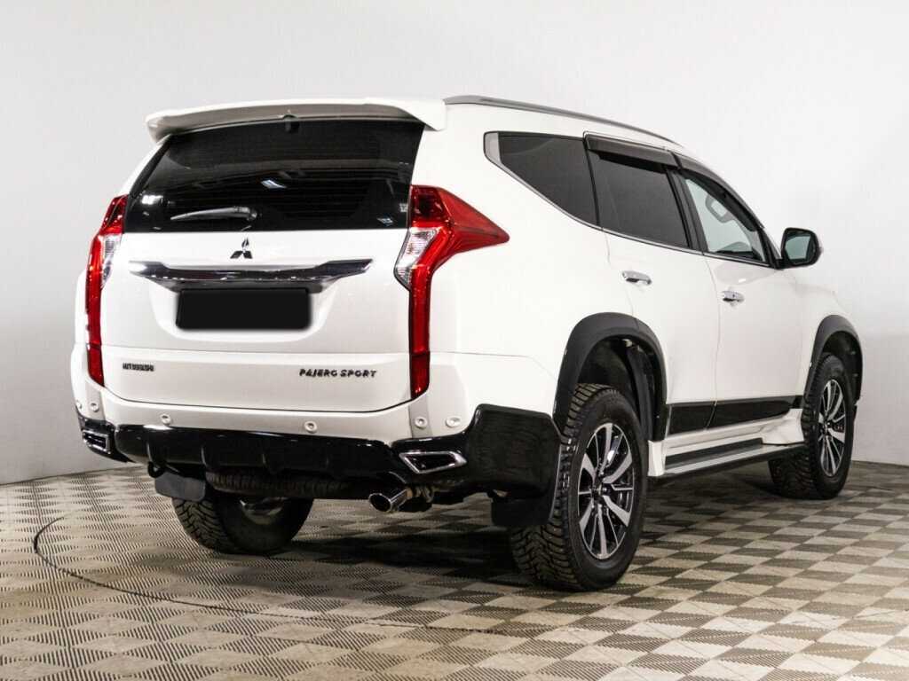 Mitsubishi Pajero Sport с пробегом — 2018 год. Фото: #4