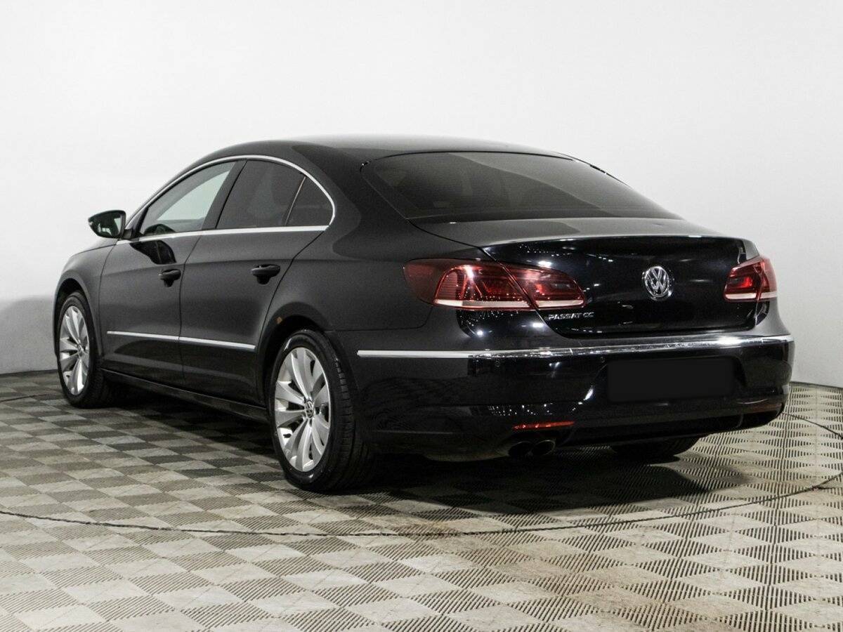 Volkswagen Passat CC с пробегом — 2014 год. Фото: #6