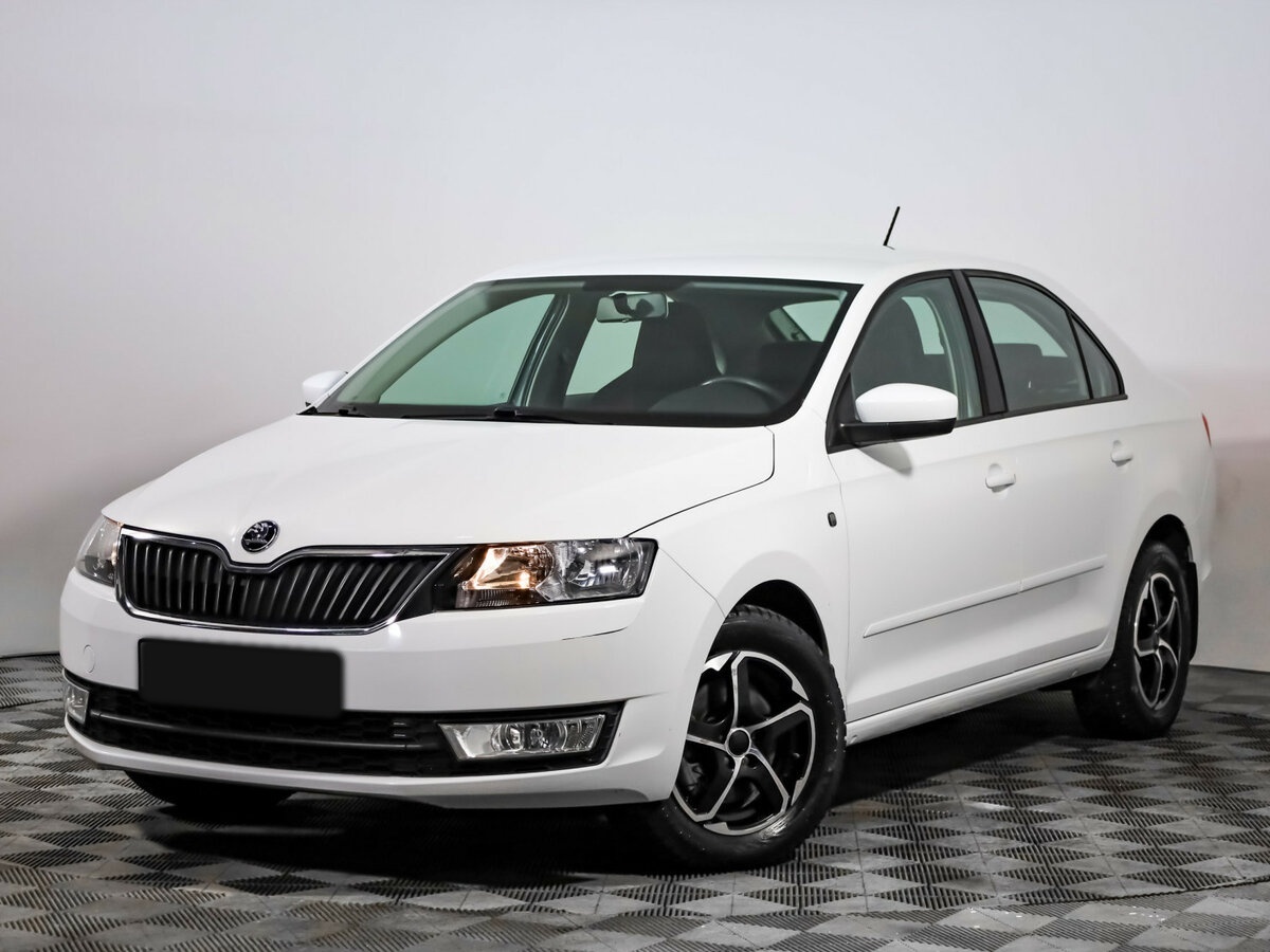 Skoda Rapid с пробегом — 2015 год. Посмотреть фото