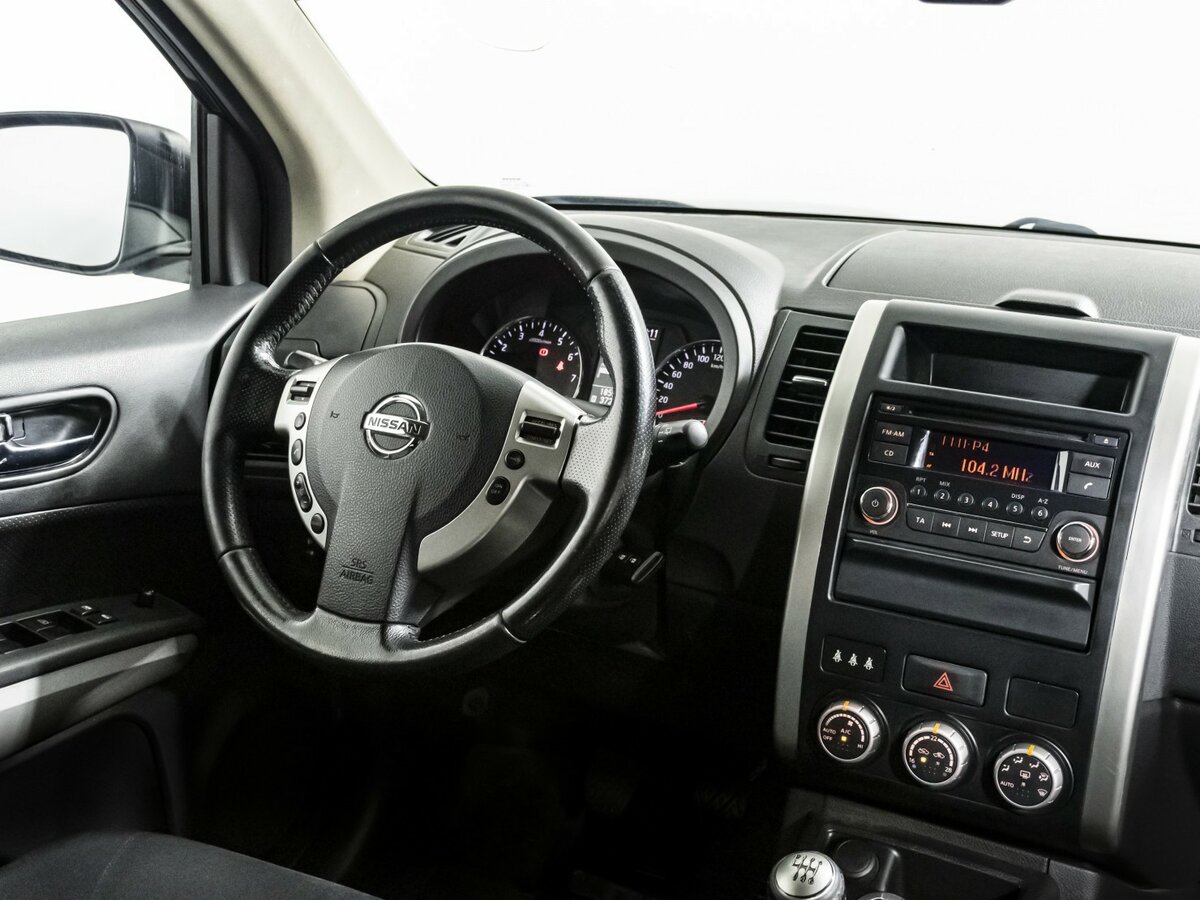 Nissan X-Trail с пробегом — 2014 год. Фото: #6