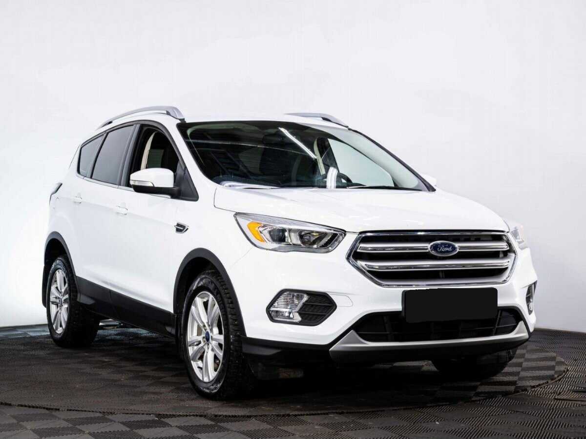Ford Kuga с пробегом — 2017 год. Фото: #2