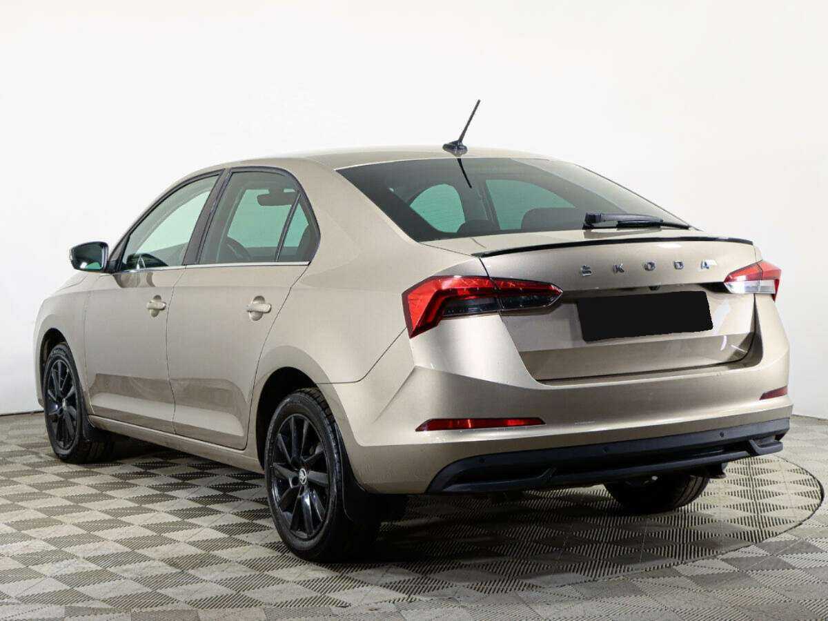 Skoda Rapid с пробегом — 2021 год. Фото: #5