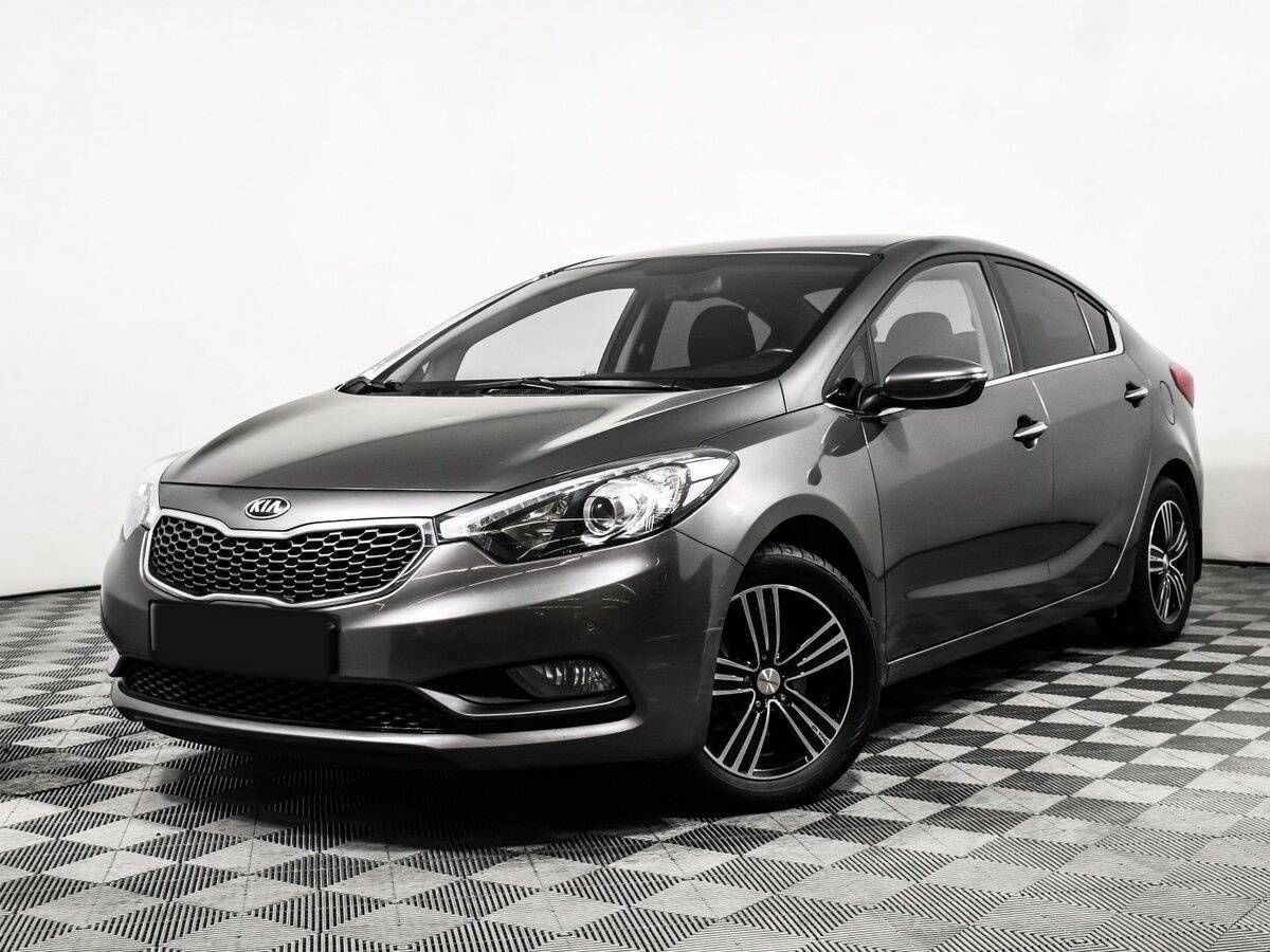 Kia Cerato с пробегом — 2015 год. Посмотреть фото