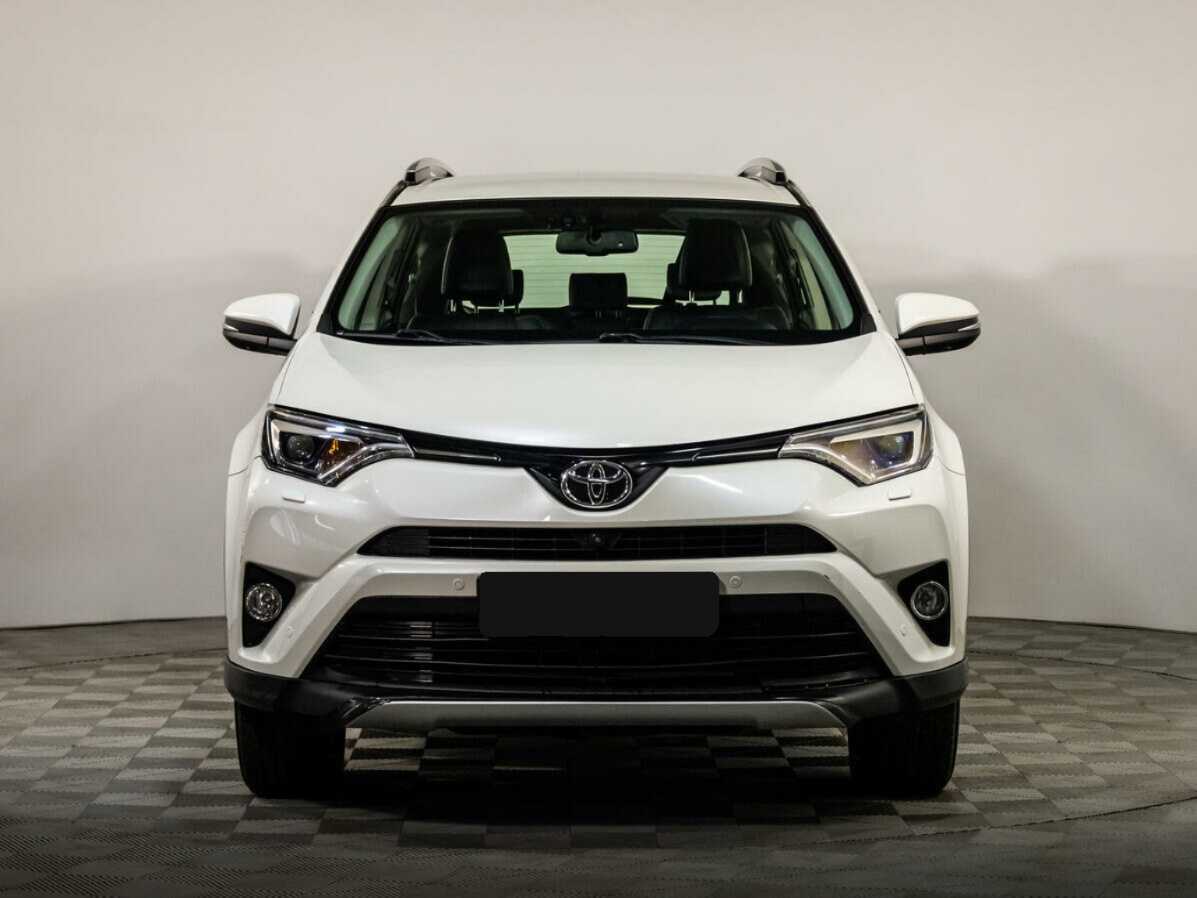 Toyota RAV4 с пробегом — 2015 год. Фото: #0
