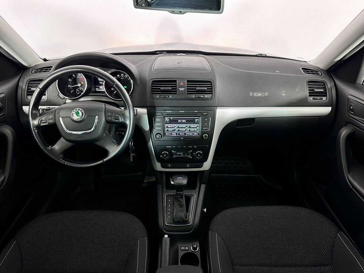 Skoda Yeti с пробегом — 2012 год. Фото: #8