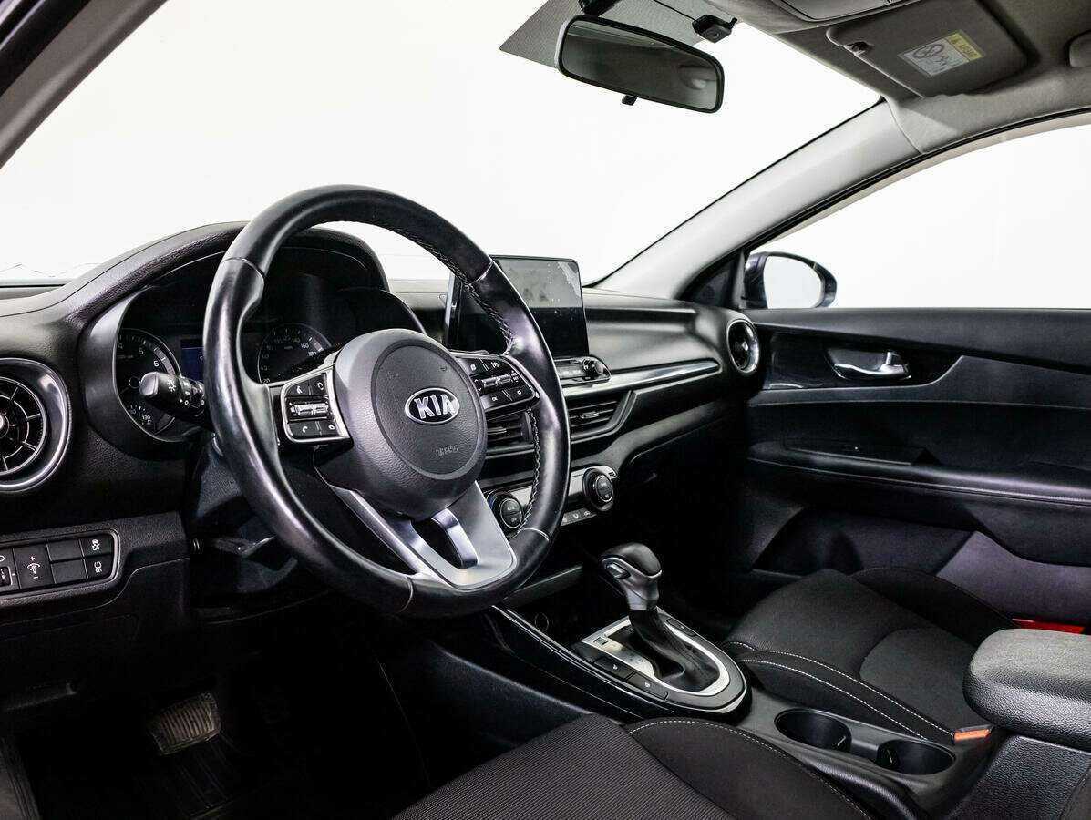 Kia Cerato с пробегом — 2020 год. Фото: #10
