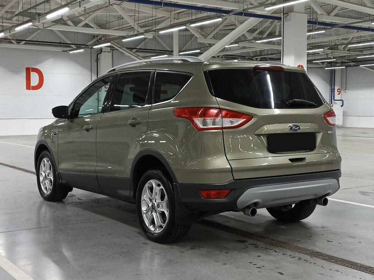 Ford Kuga с пробегом — 2014 год. Фото: #6