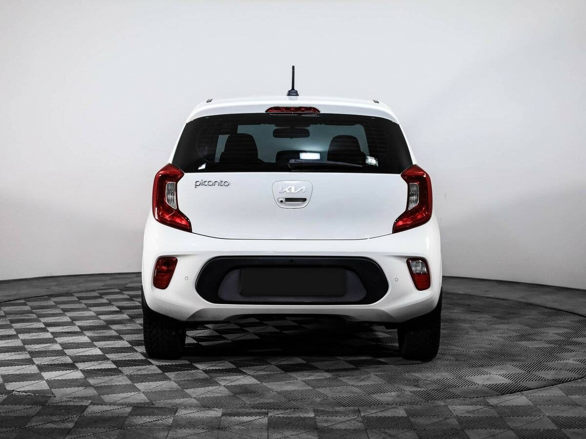 Kia Picanto с пробегом — 2022 год. Фото: #4