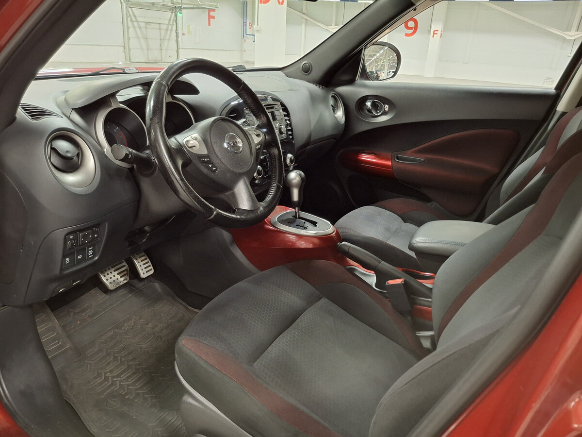 Nissan Juke с пробегом — 2012 год. Фото: #15