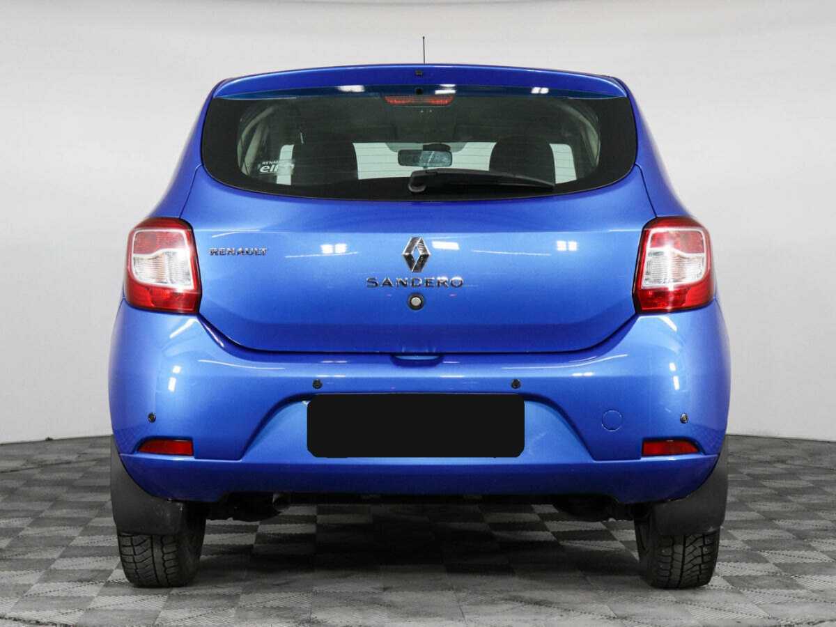 Renault Sandero с пробегом — 2016 год. Фото: #5