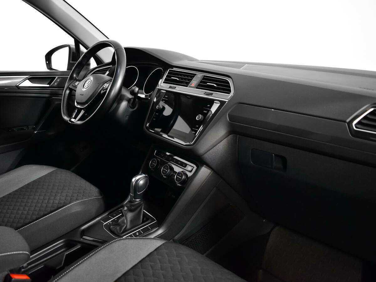 Volkswagen Tiguan с пробегом — 2018 год. Фото: #7