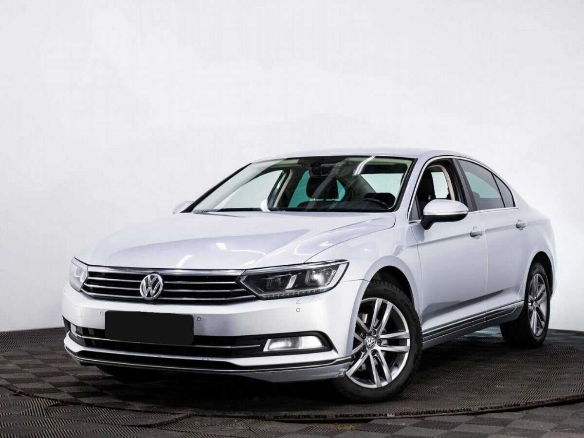 Volkswagen Passat с пробегом — 2017 год. Фото: #0