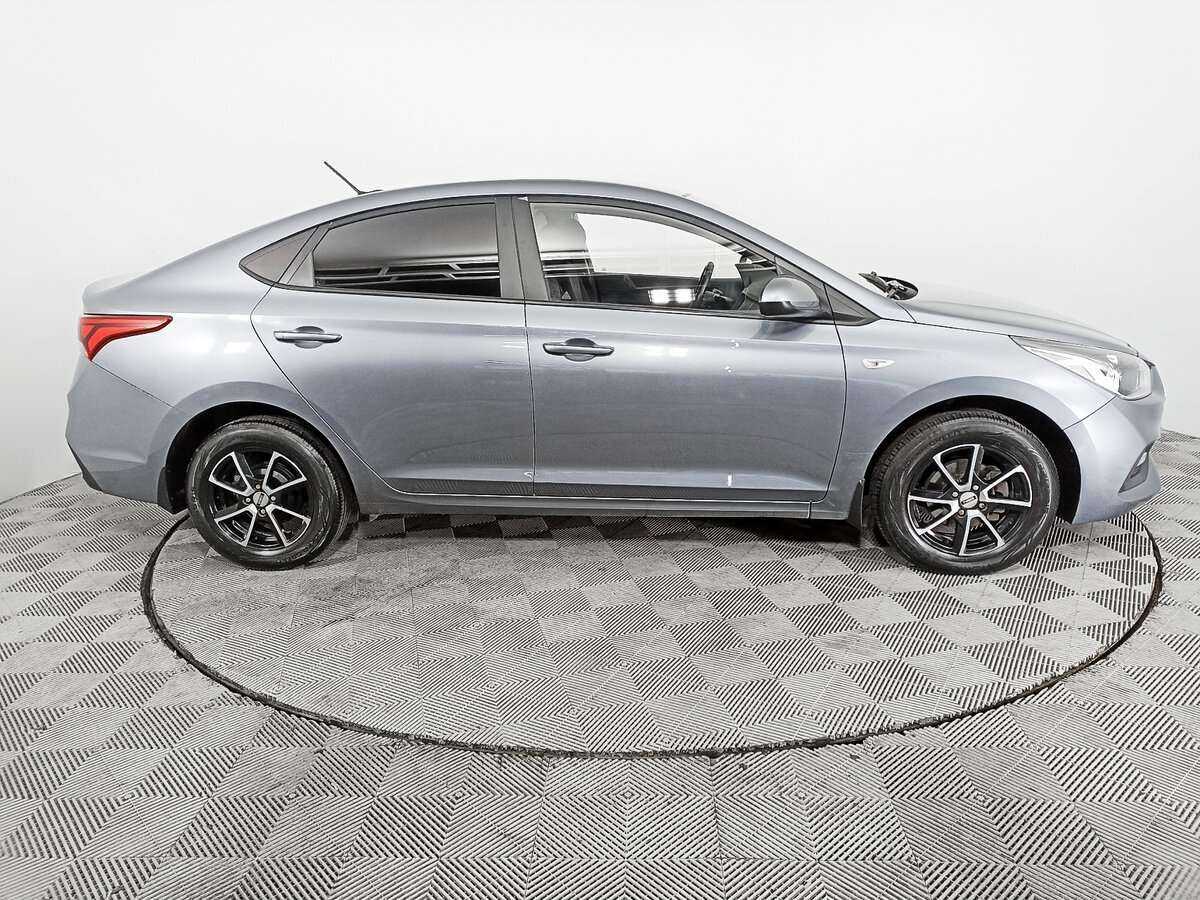 Hyundai Solaris с пробегом — 2017 год. Фото: #3