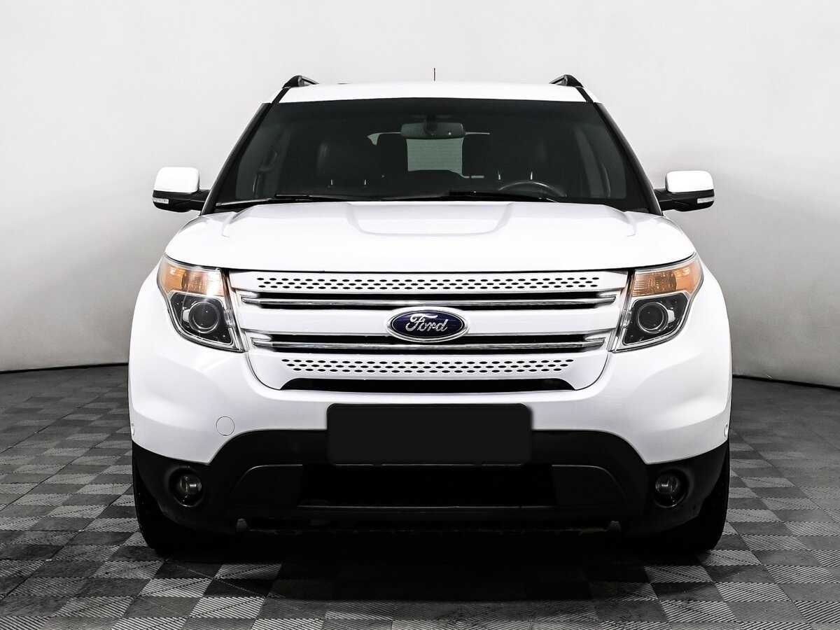 Ford Explorer с пробегом — 2014 год. Фото: #1