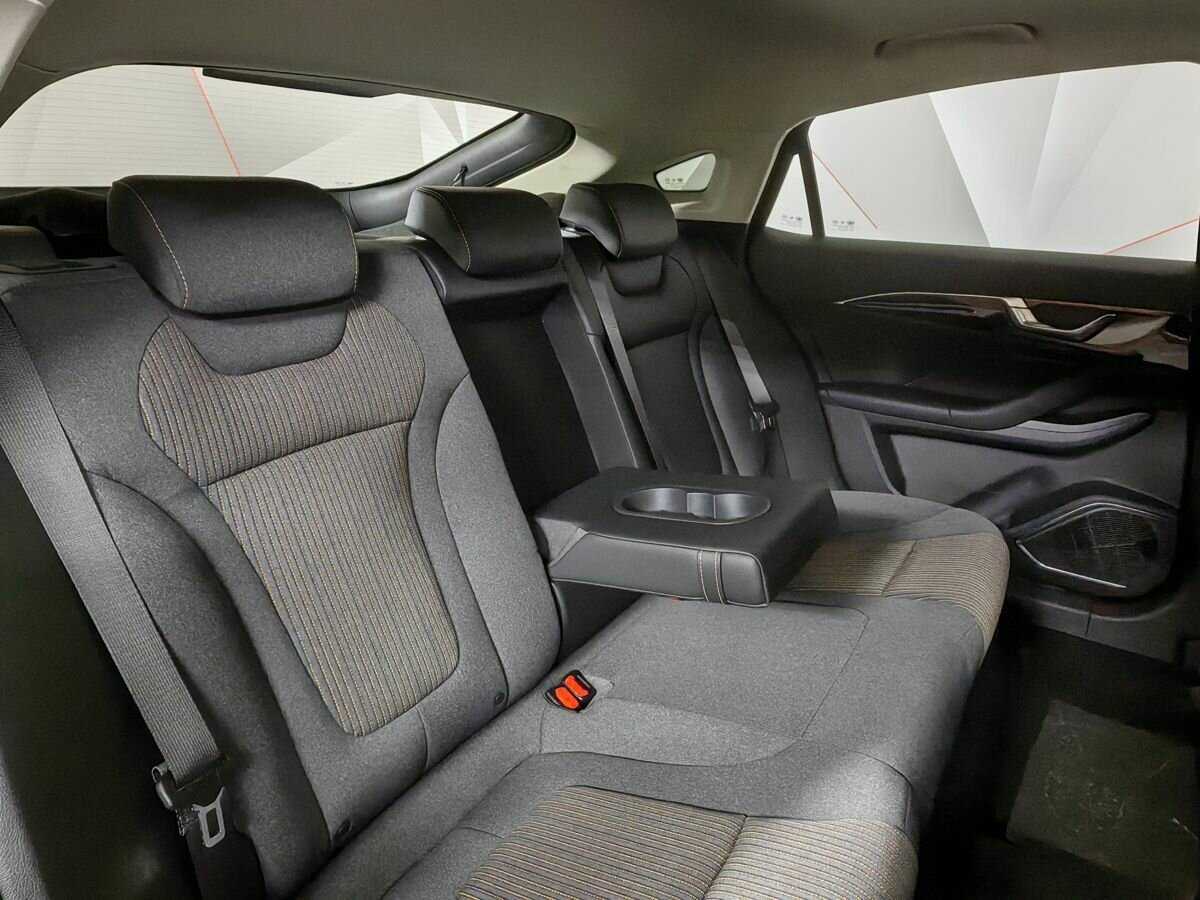 FAW Bestune B70 с пробегом — 2023 год. Фото: #12