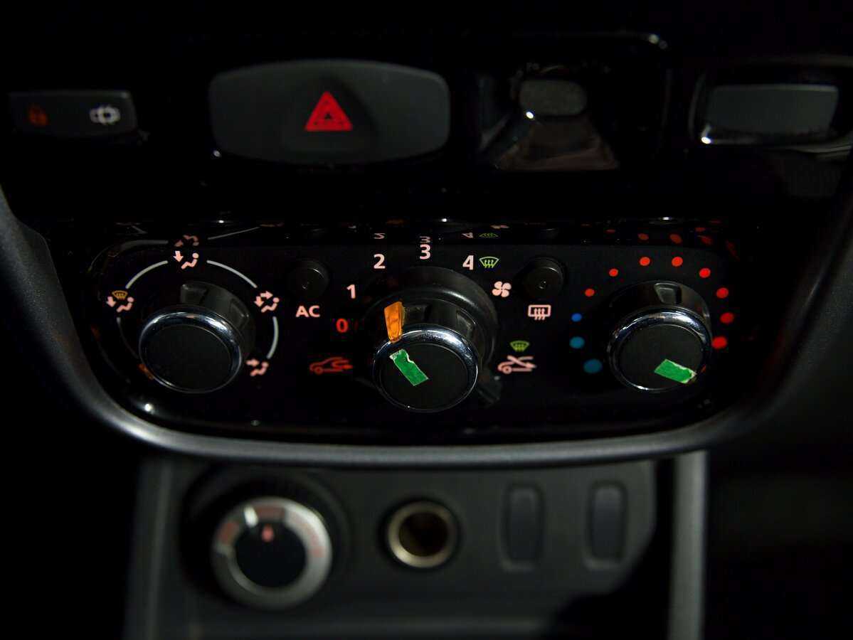Renault Duster с пробегом — 2012 год. Фото: #10