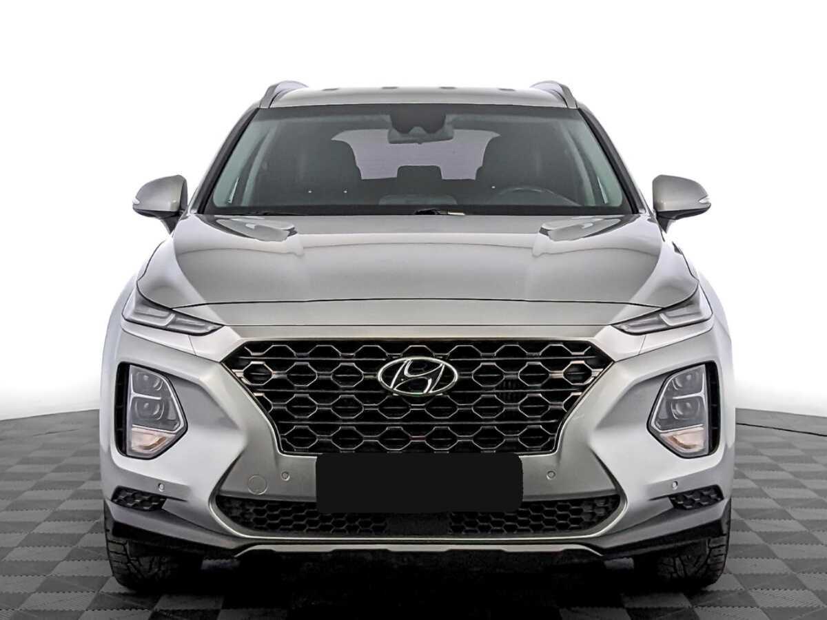 Hyundai Santa Fe с пробегом — 2018 год. Фото: #1