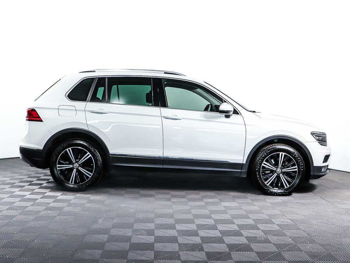 Volkswagen Tiguan с пробегом — 2017 год. Фото: #3