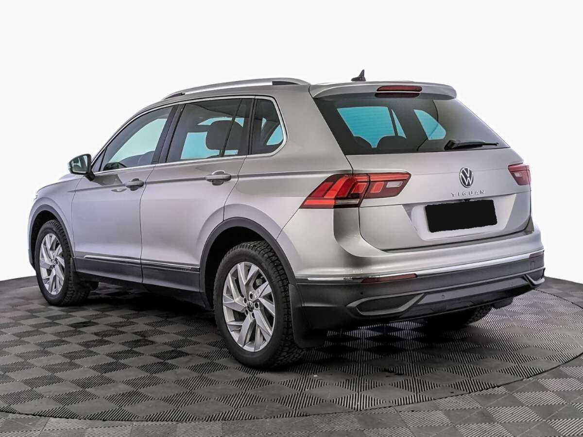 Volkswagen Tiguan с пробегом — 2021 год. Фото: #6