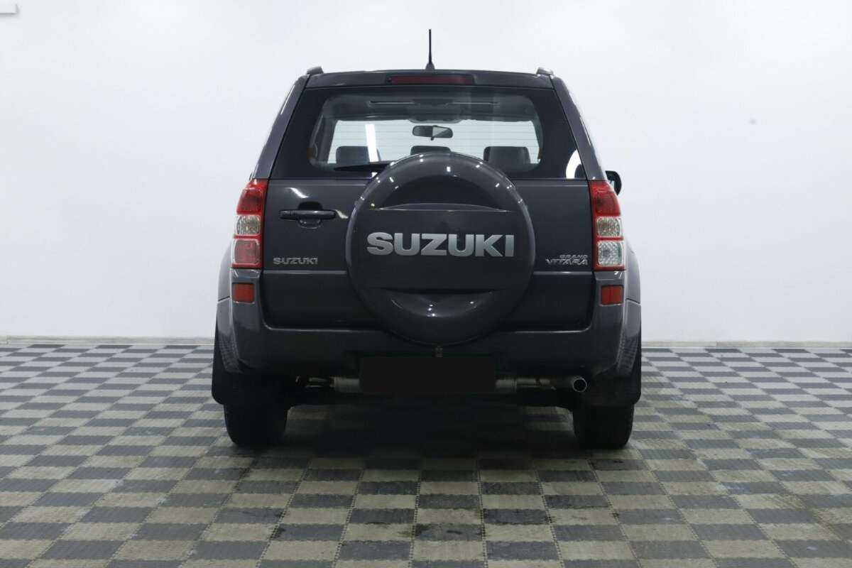 Suzuki Grand Vitara с пробегом — 2012 год. Фото: #5