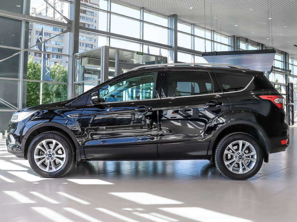 Ford Kuga с пробегом — 2016 год. Фото: #7