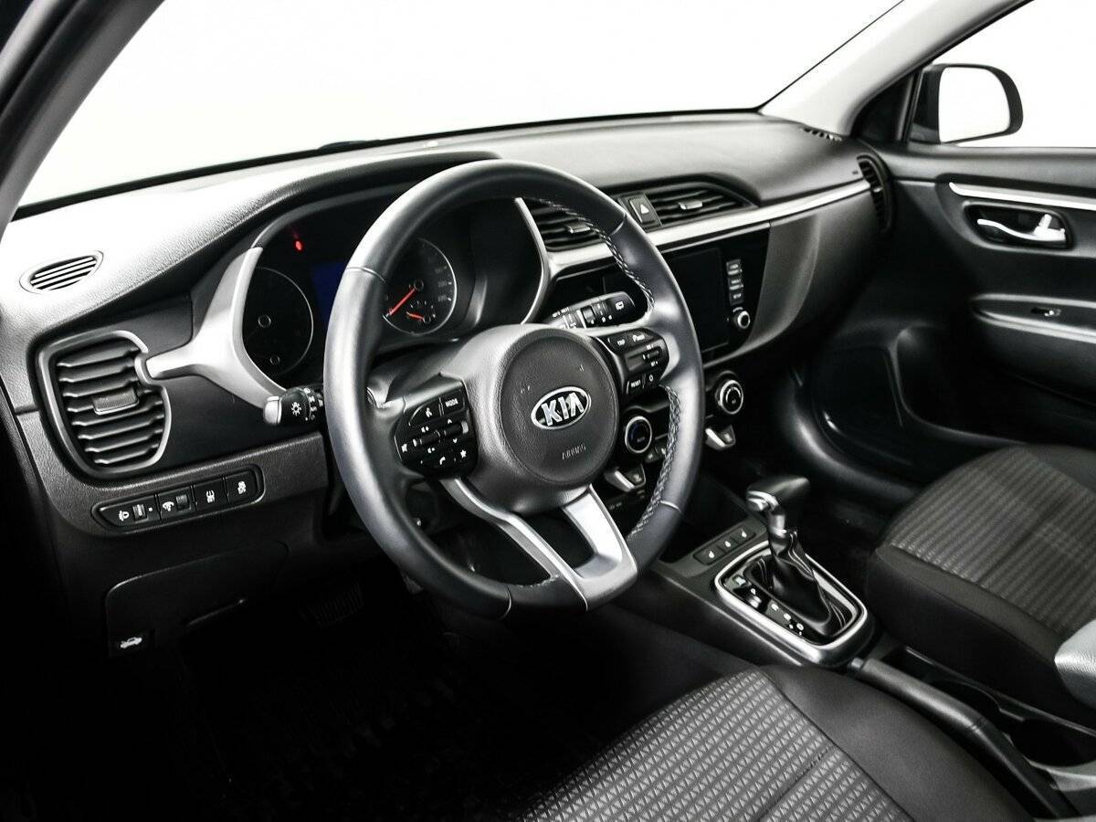 Kia Rio с пробегом — 2020 год. Фото: #12