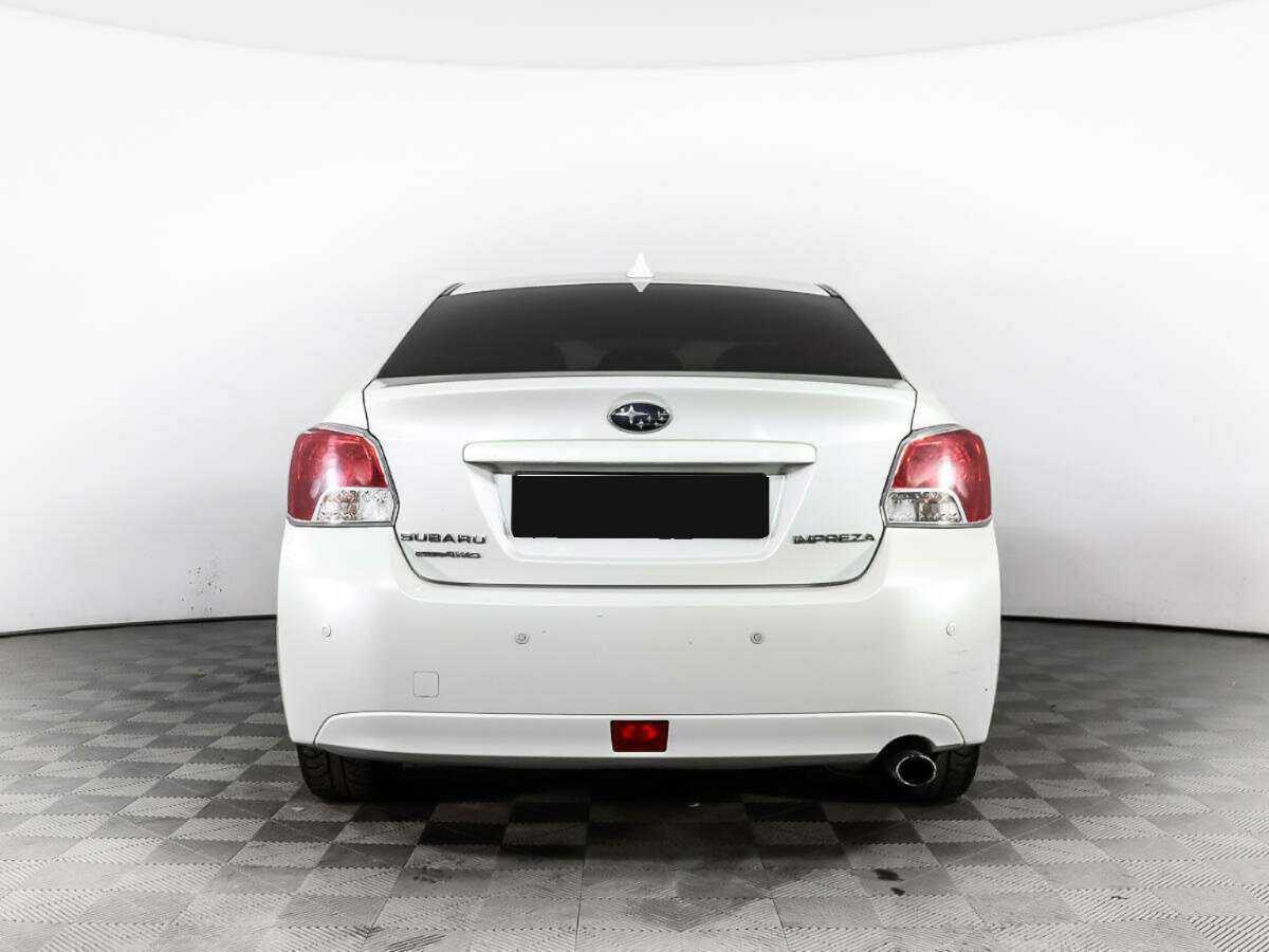 Subaru Impreza с пробегом — 2012 год. Фото: #5
