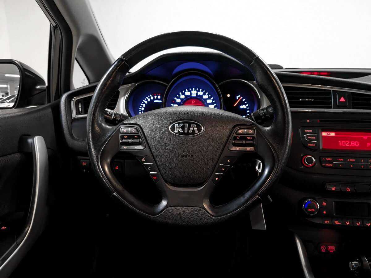 Kia Ceed с пробегом — 2017 год. Фото: #19