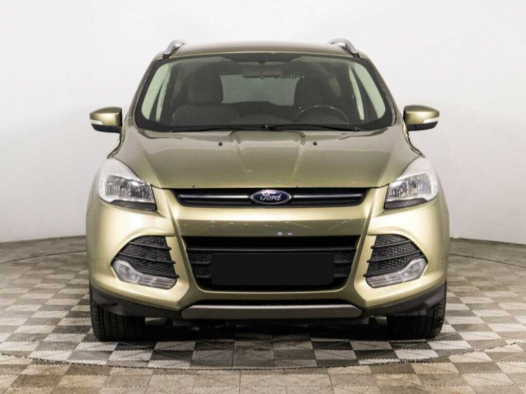 Ford Kuga с пробегом — 2014 год. Фото: #1