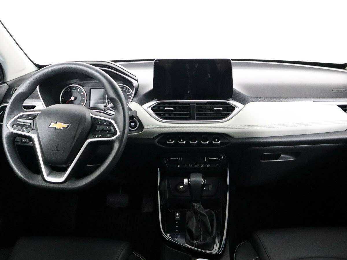 Chevrolet Captiva с пробегом — 2022 год. Фото: #10