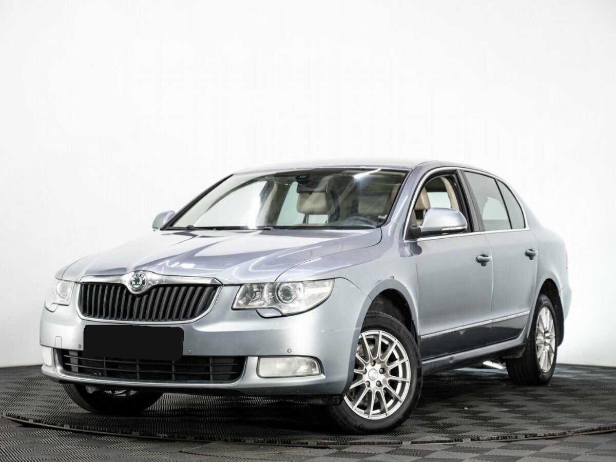 Skoda Superb с пробегом — 2012 год. Фото: #0