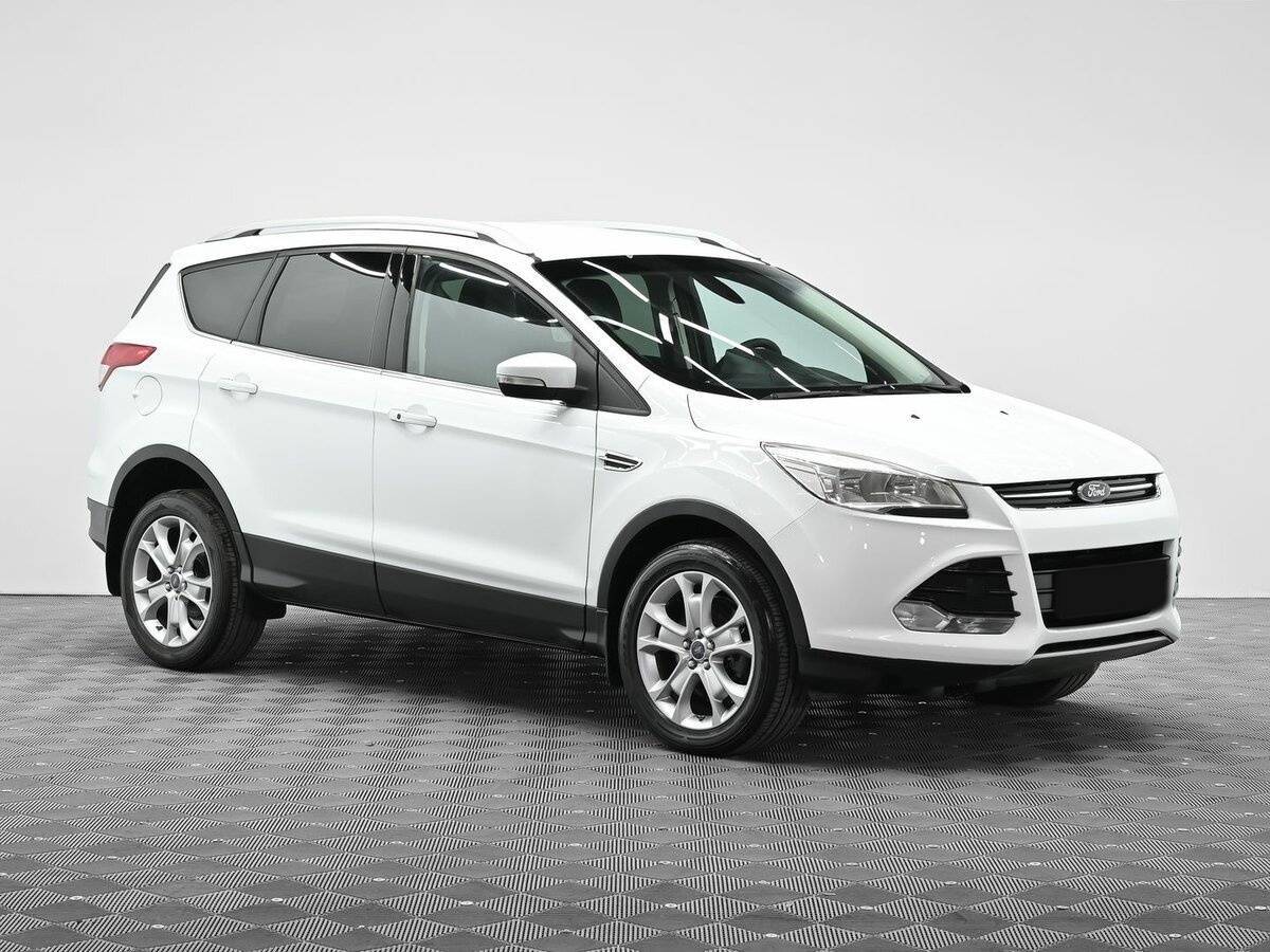 Ford Kuga с пробегом — 2013 год. Фото: #1