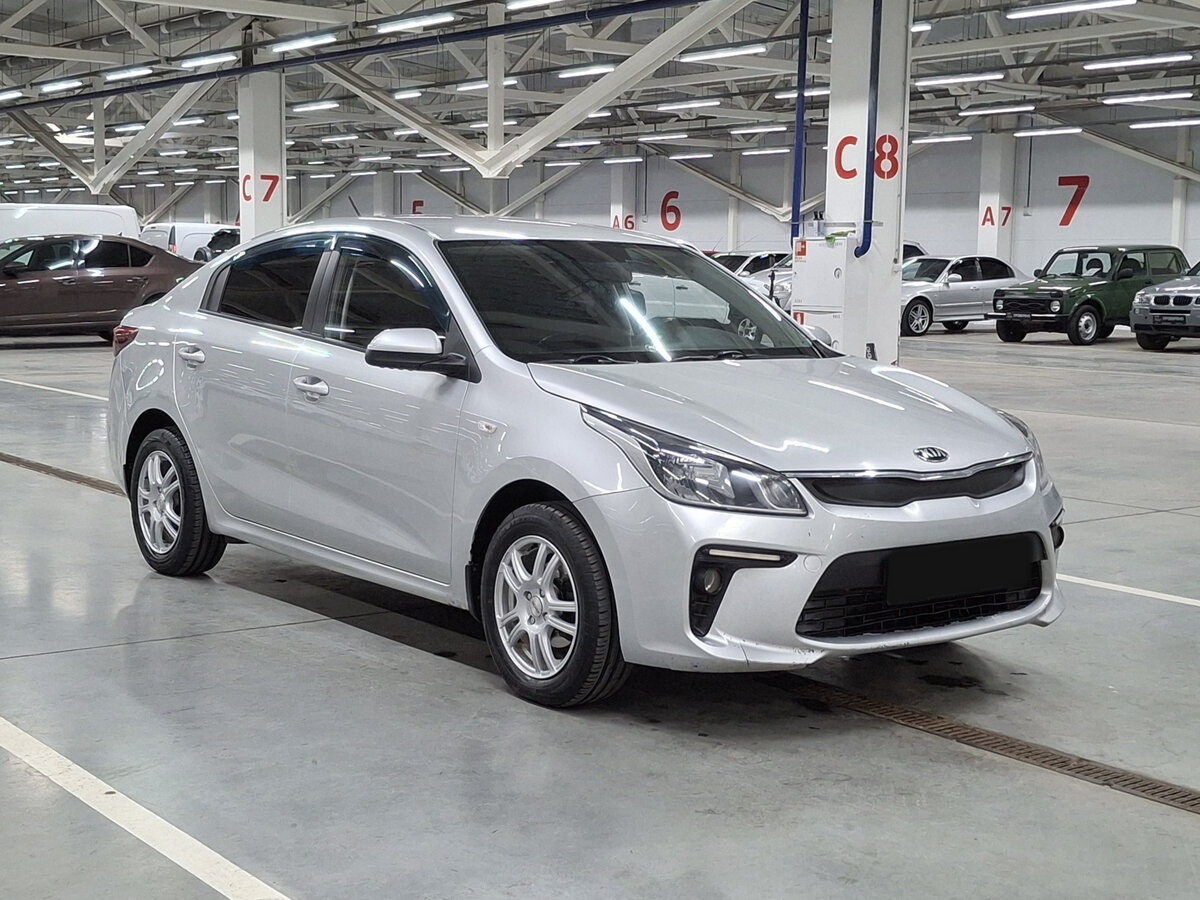 Kia Rio с пробегом — 2017 год. Фото: #2