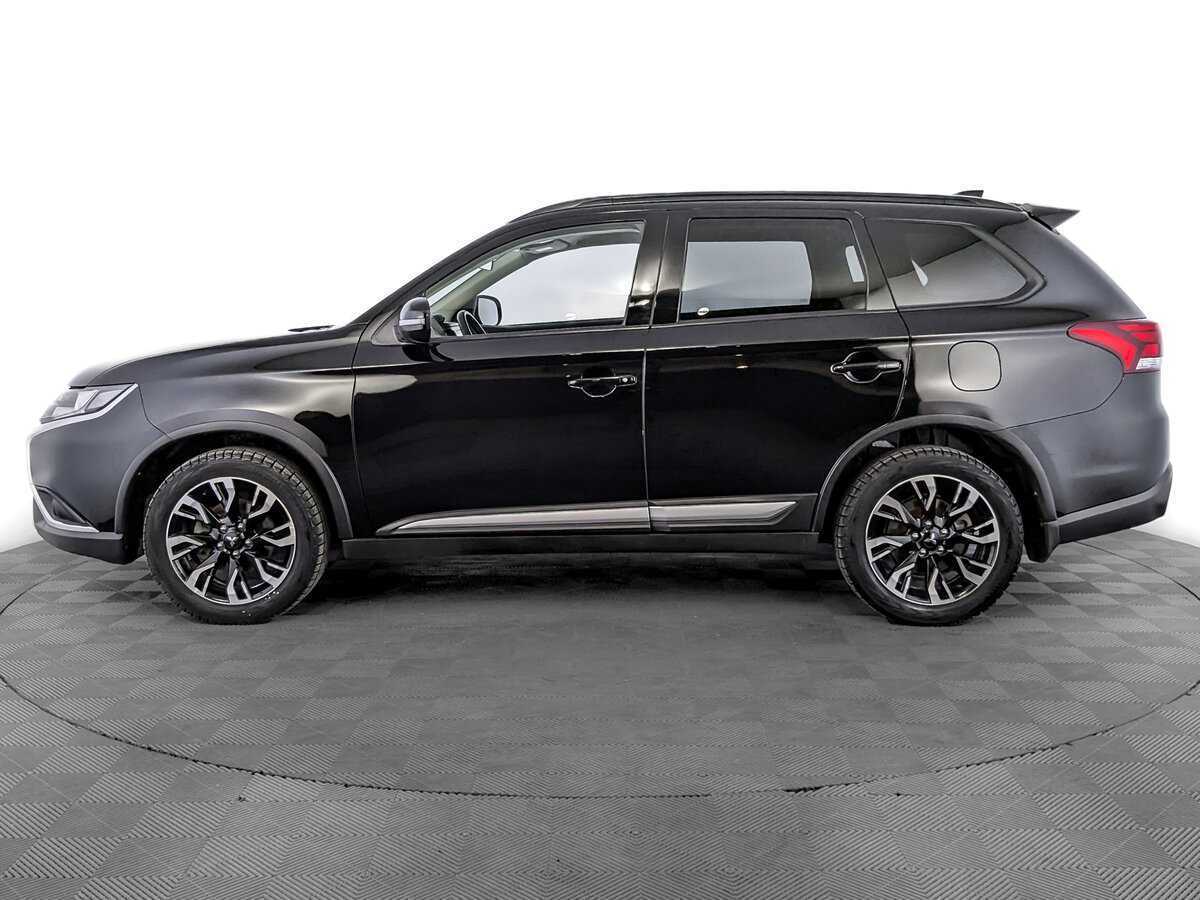 Mitsubishi Outlander с пробегом — 2021 год. Фото: #7