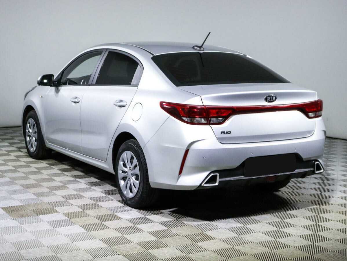 Kia Rio с пробегом — 2021 год. Фото: #5