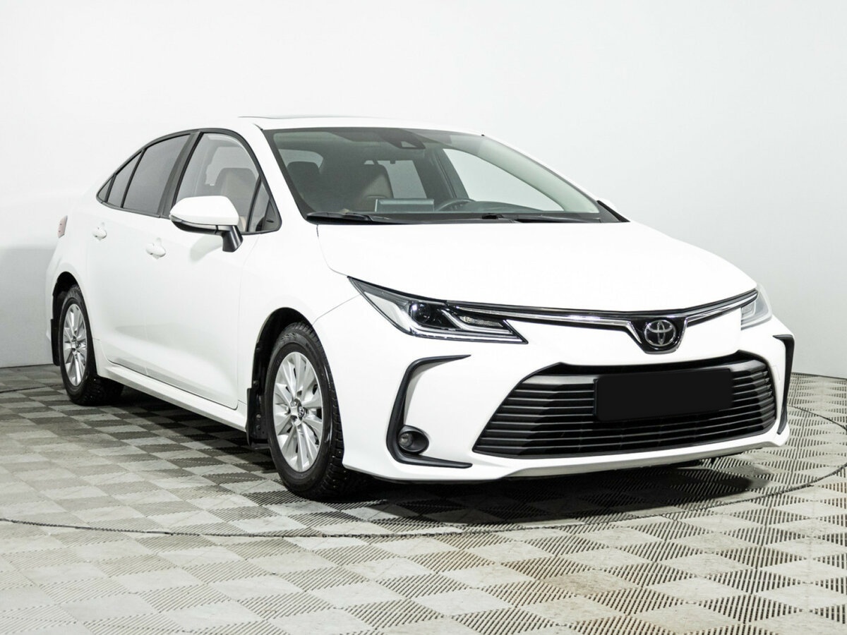 Toyota Corolla с пробегом — 2021 год. Фото: #2