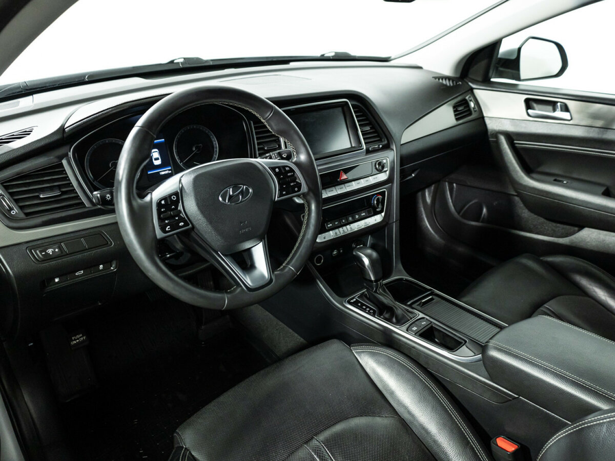 Hyundai Sonata с пробегом — 2018 год. Фото: #10