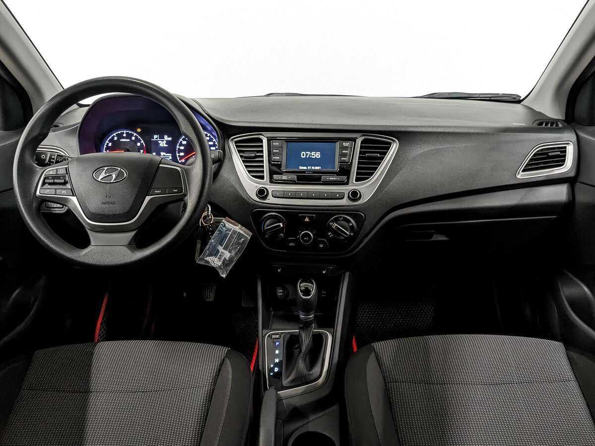 Hyundai Solaris с пробегом — 2021 год. Фото: #9