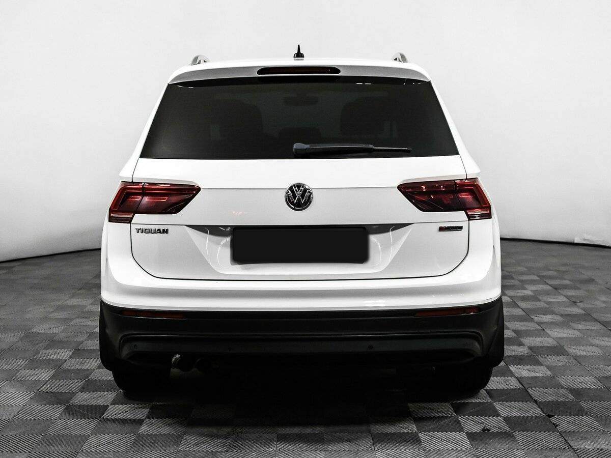 Volkswagen Tiguan с пробегом — 2018 год. Фото: #5
