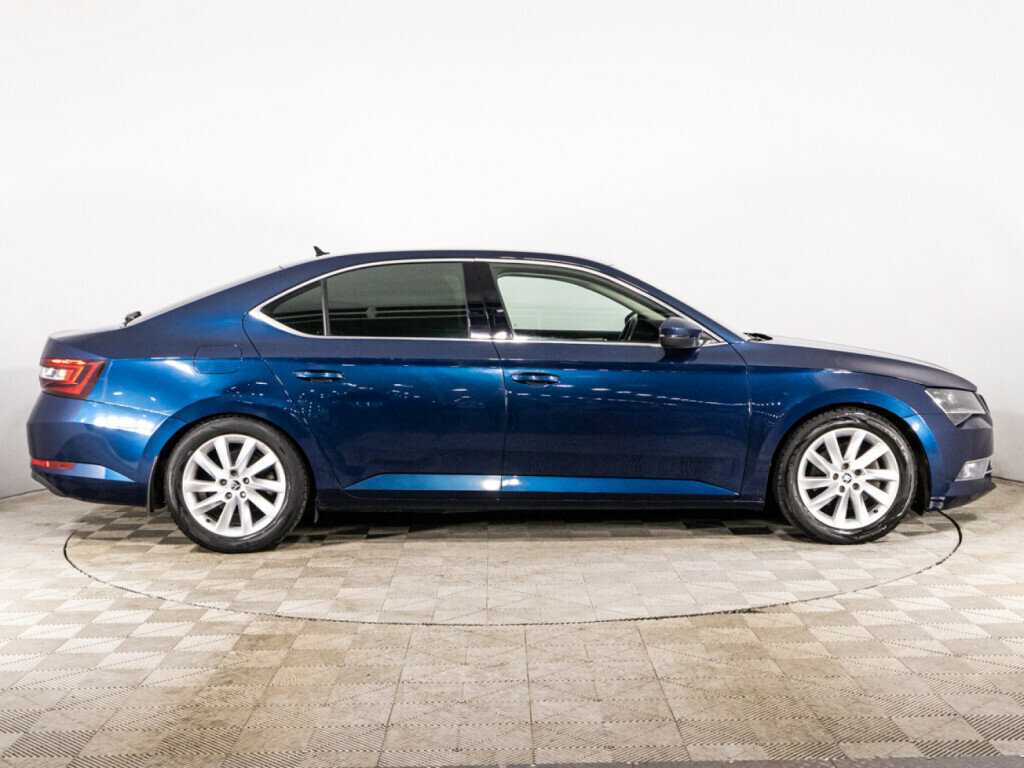 Skoda Superb с пробегом — 2017 год. Фото: #3