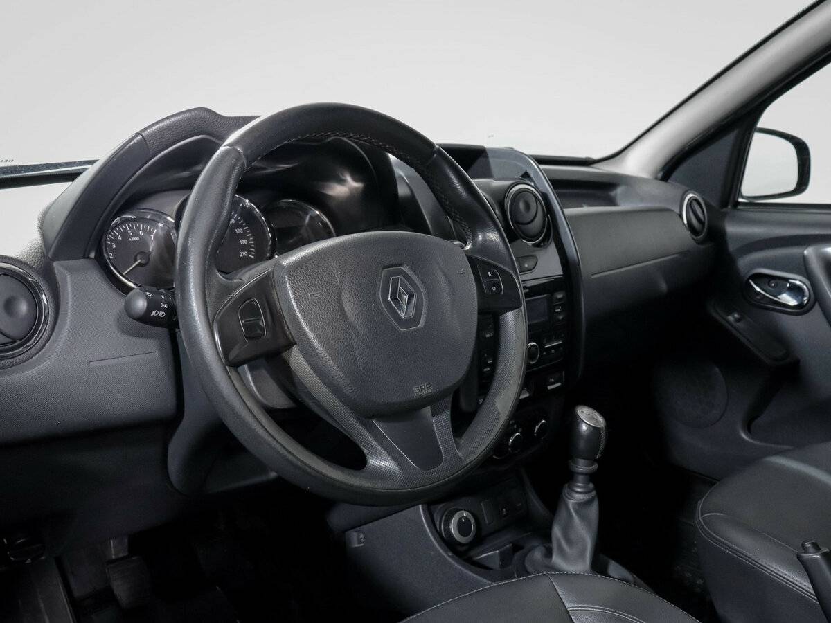 Renault Duster с пробегом — 2017 год. Фото: #10