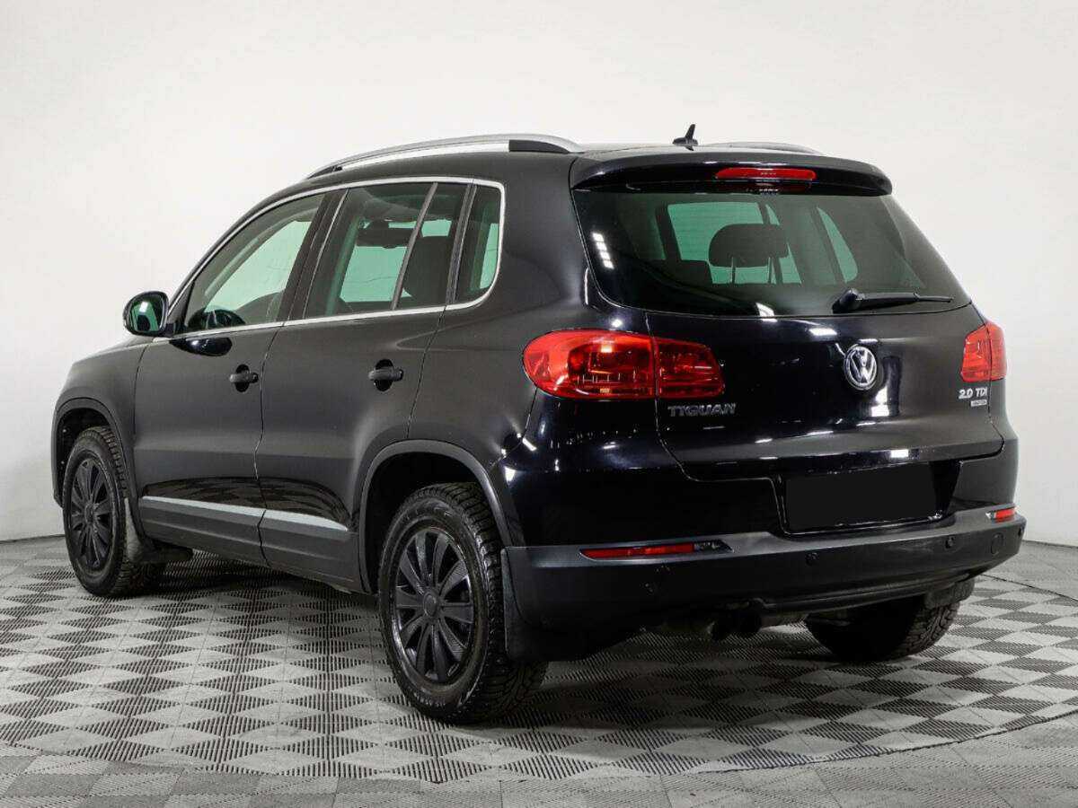 Volkswagen Tiguan с пробегом — 2012 год. Фото: #6
