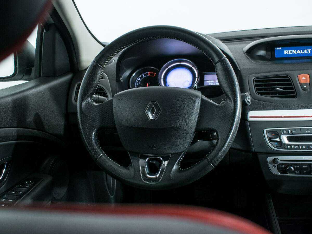 Renault Megane с пробегом — 2013 год. Фото: #13