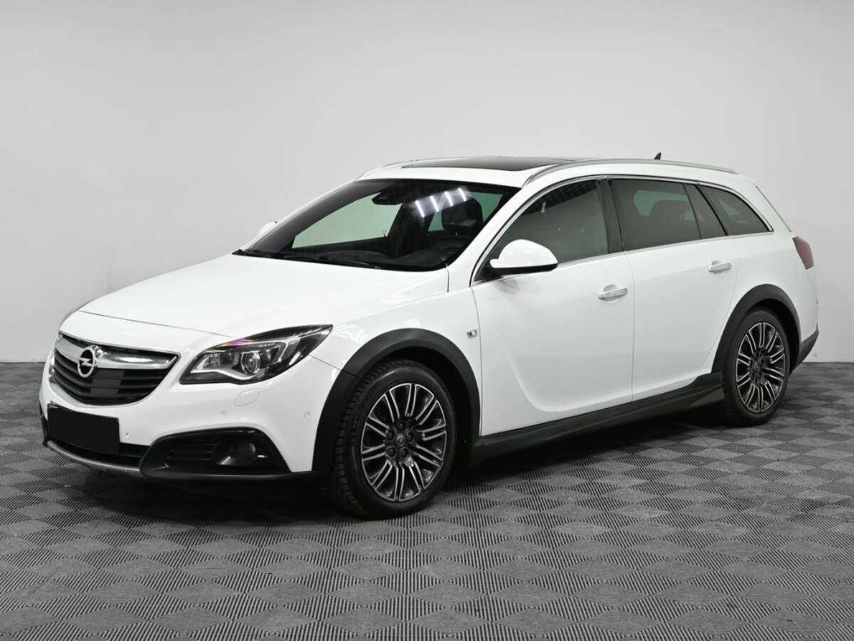 Opel Insignia с пробегом — 2014 год. Фото: #0