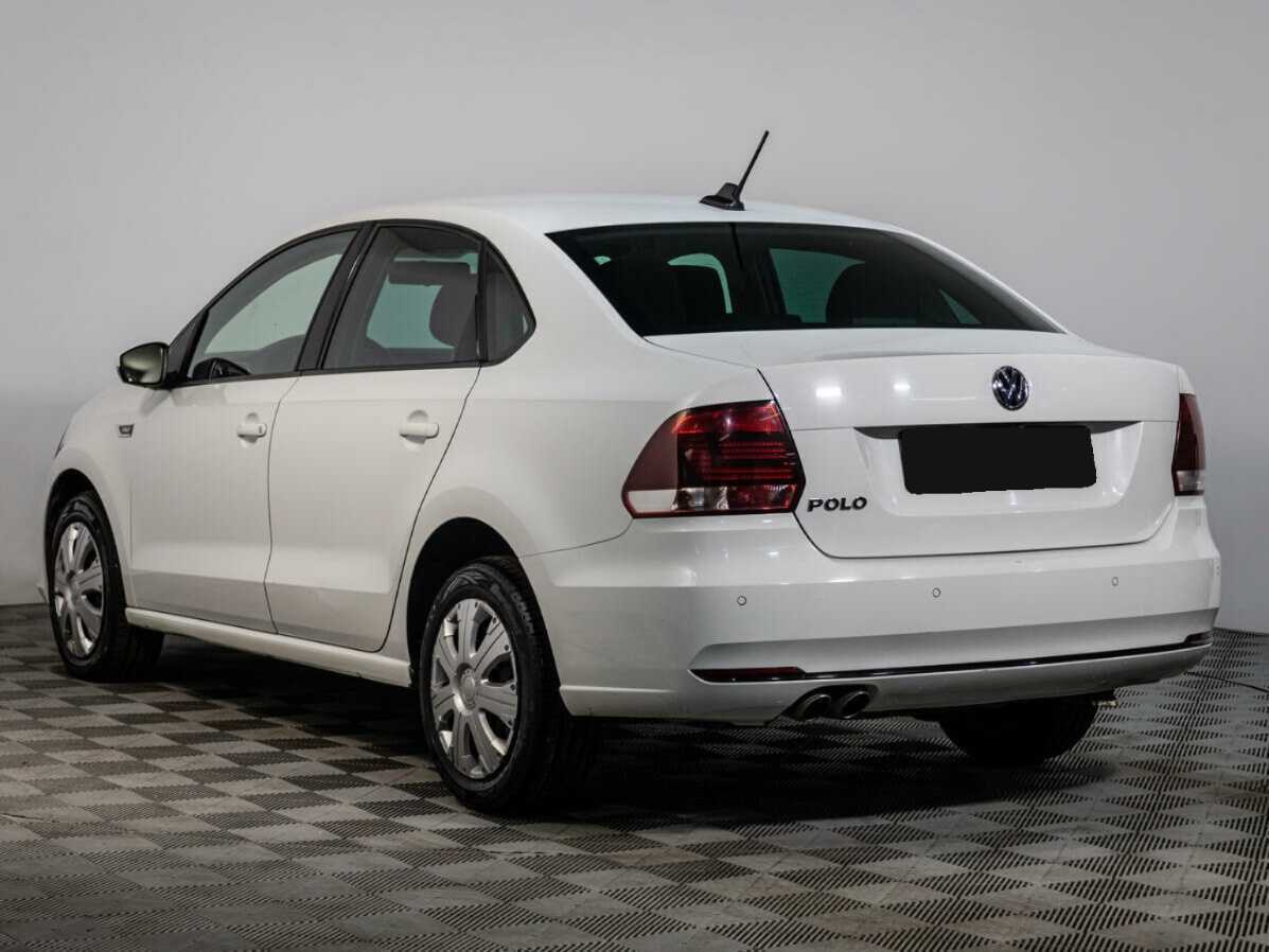 Volkswagen Polo с пробегом — 2018 год. Фото: #5