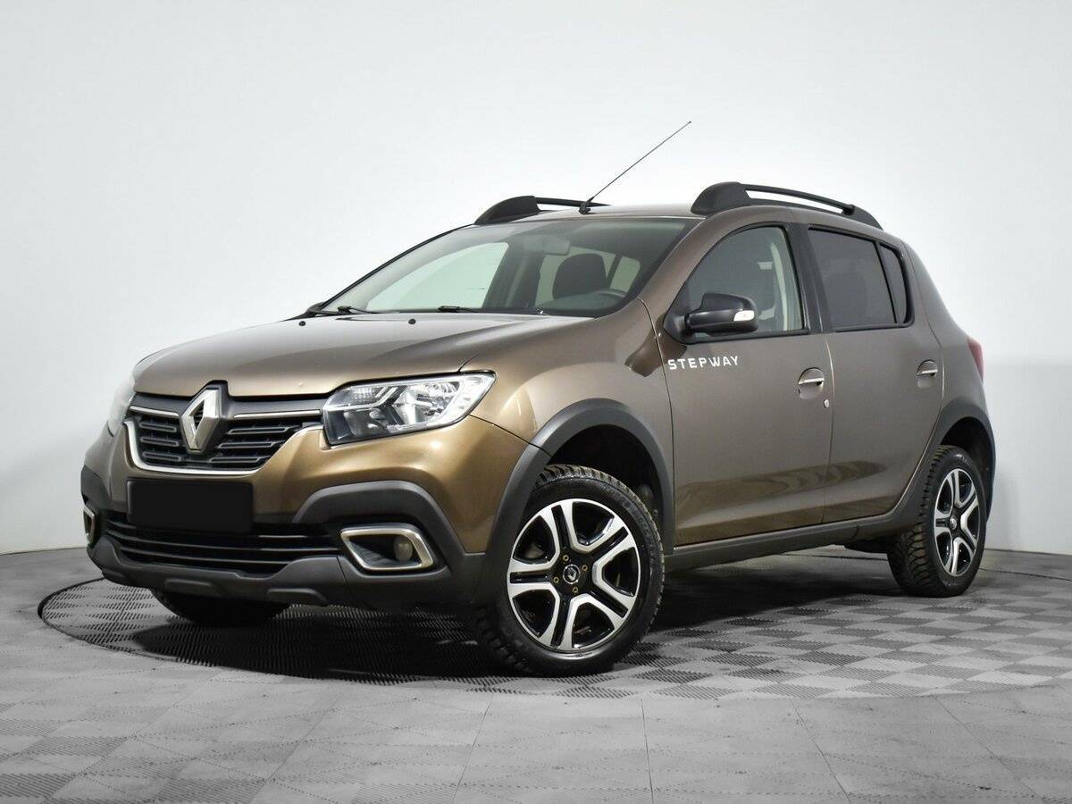Renault Sandero с пробегом — 2019 год. Посмотреть фото