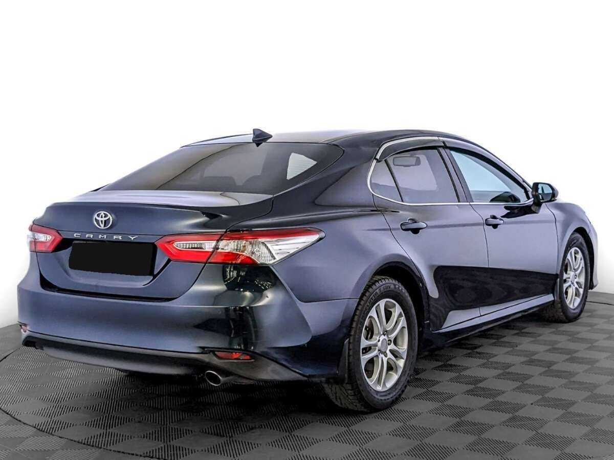 Toyota Camry с пробегом — 2020 год. Фото: #4